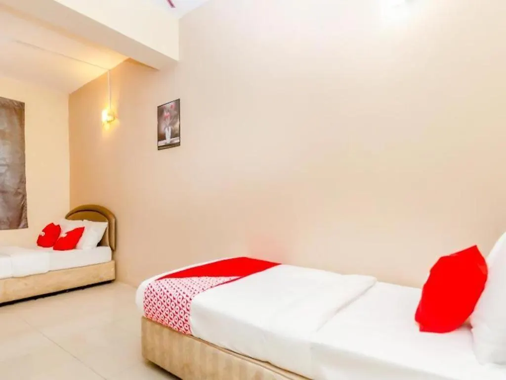 Oyo 89703 B Link Hotel Johor Bahru