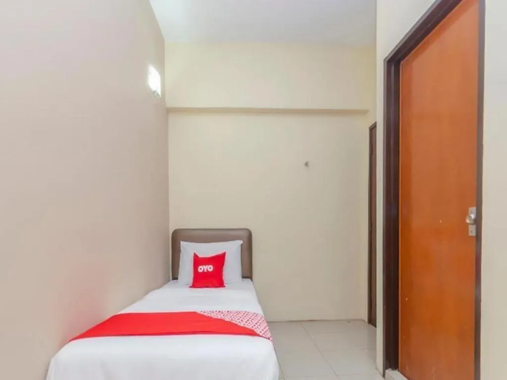 Oyo 89703 B Link Hotel Johor Bahru