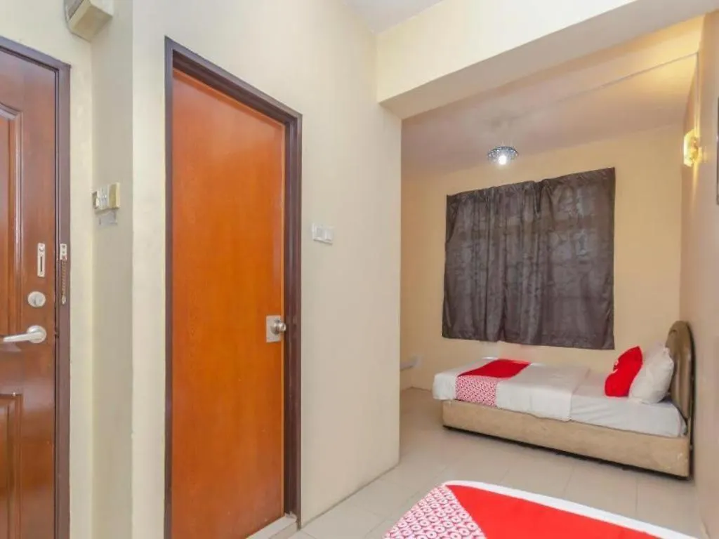 **  Oyo 89703 B Link Hotel Johor Bahru Malaysia