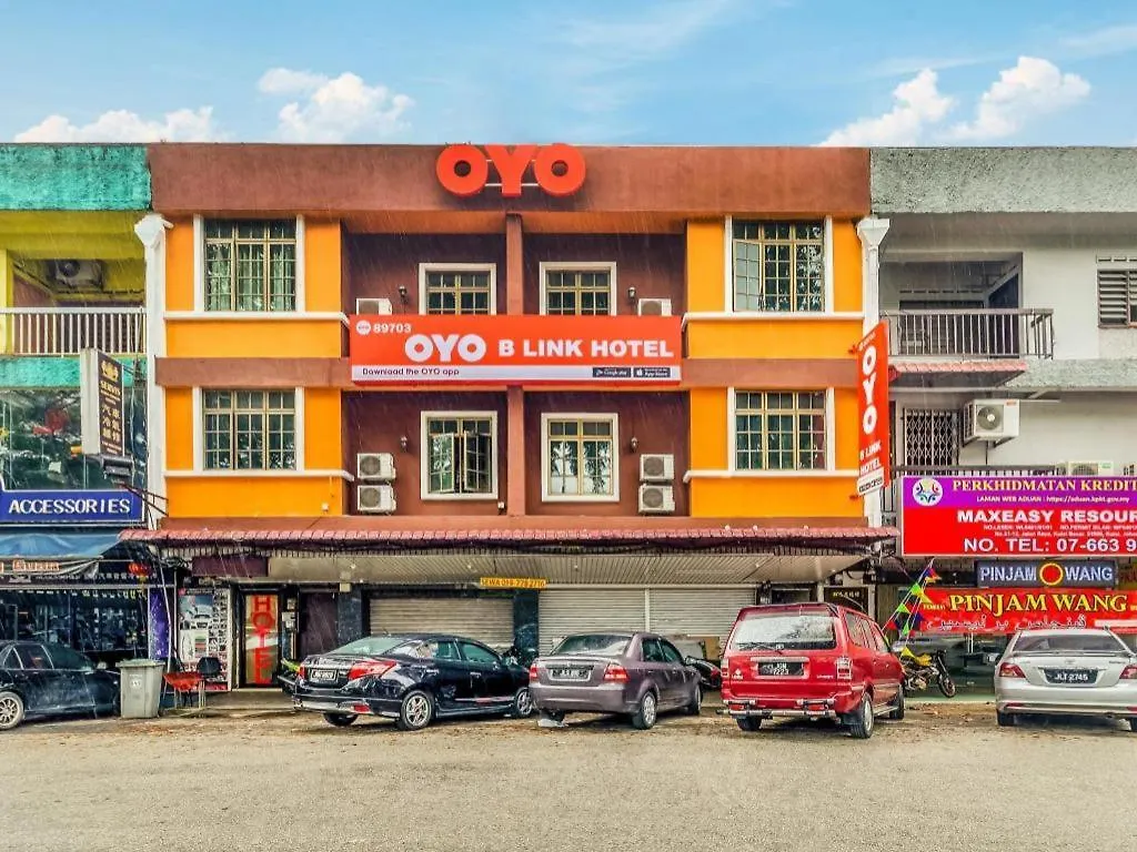 Oyo 89703 B Link Hotel Johor Bahru