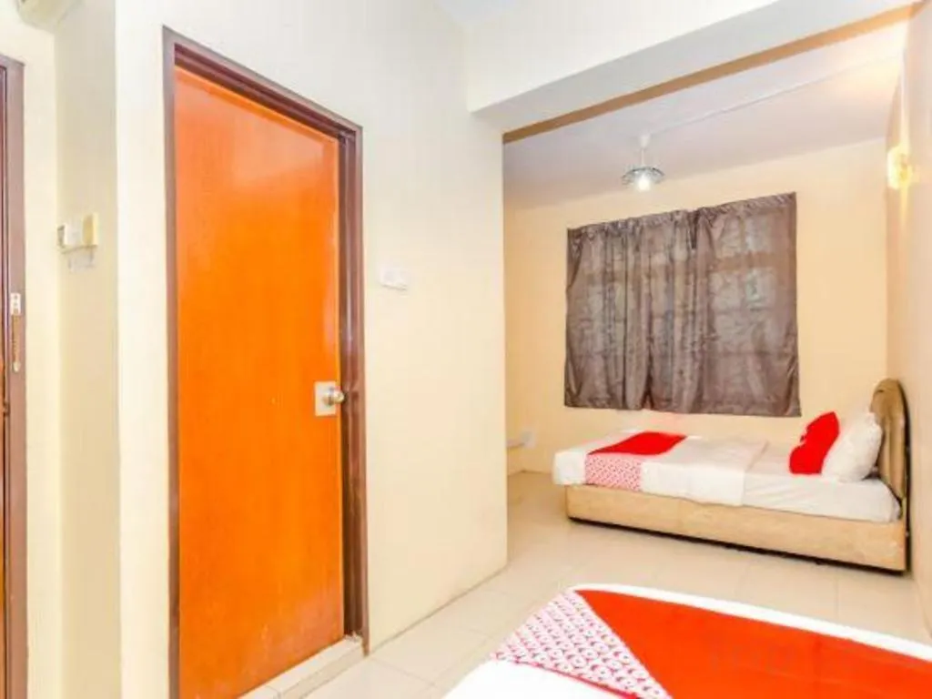 Oyo 89703 B Link Hotel Johor Bahru
