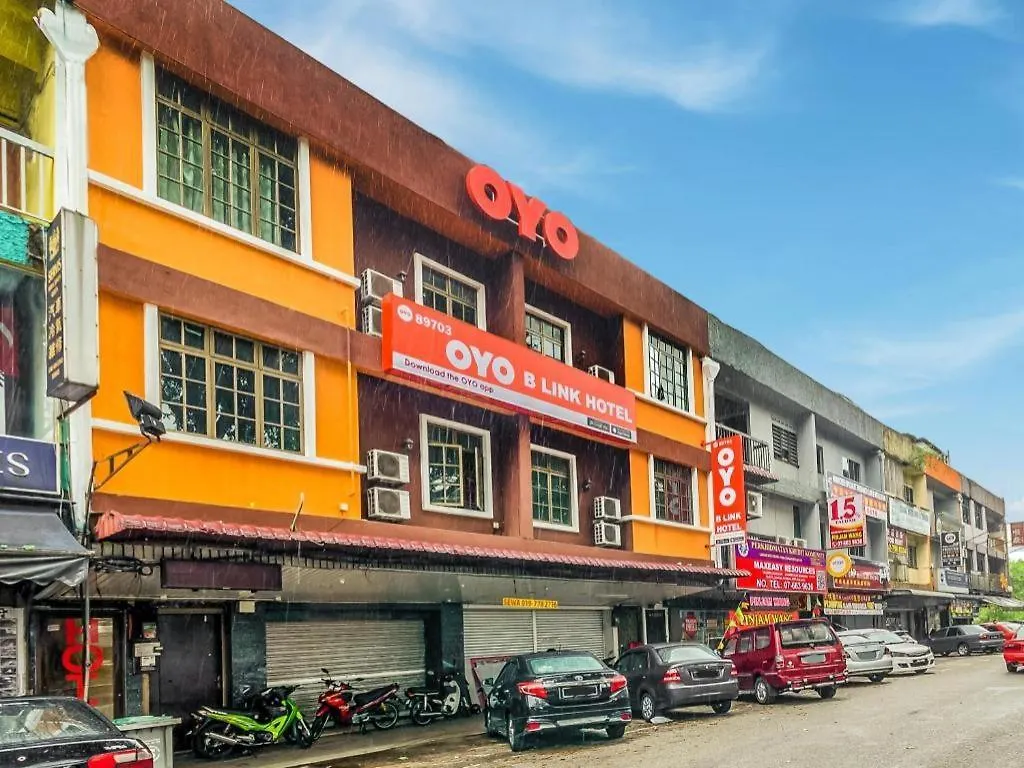 Oyo 89703 B Link Hotel Johor Bahru