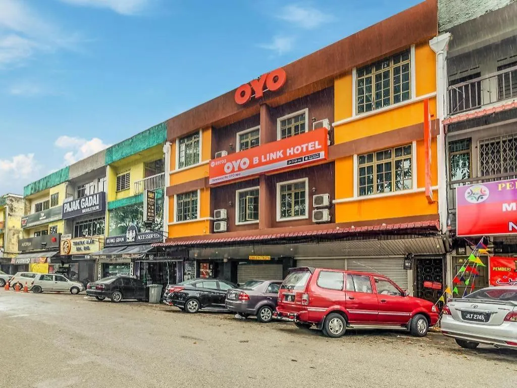 Oyo 89703 B Link Hotel Johor Bahru
